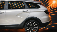  Lada Vesta SW Cross New