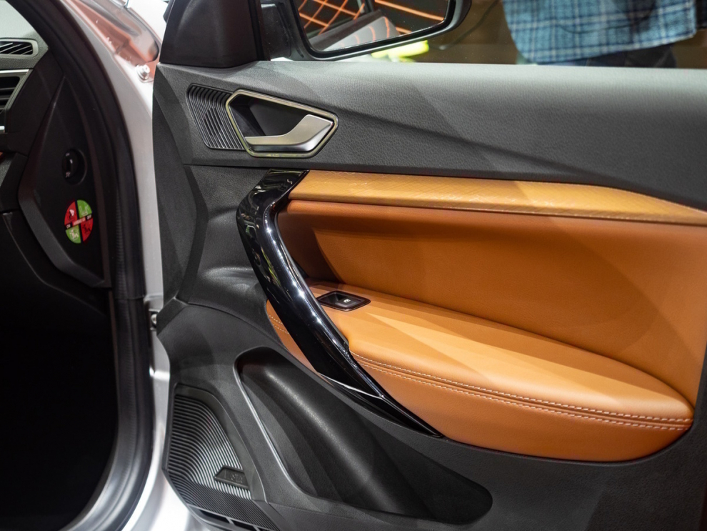 ���� Lada Vesta SW Cross New