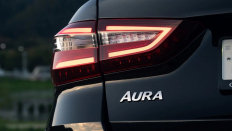  Lada Aura