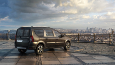  Lada  Largus Cross