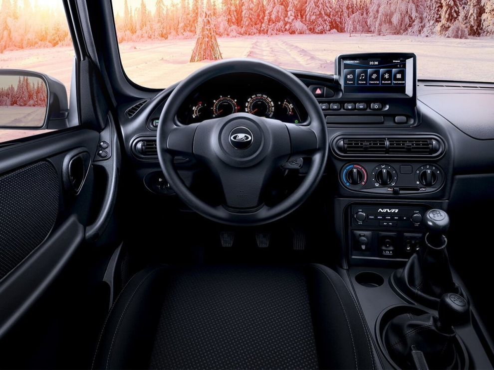 ���� Lada Niva Travel