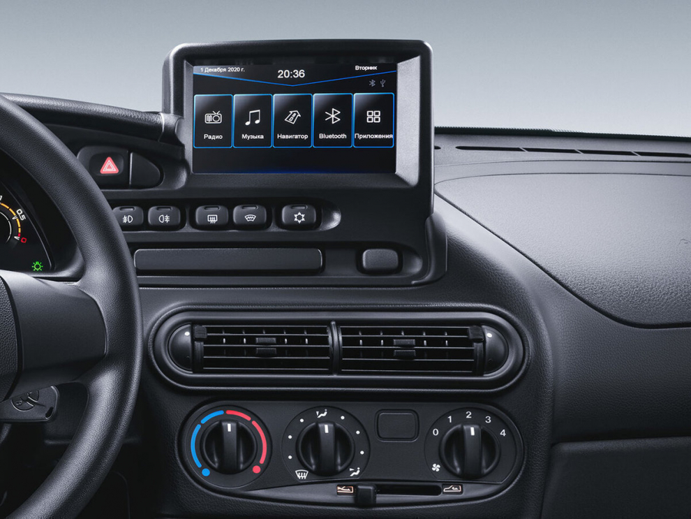 ���� Lada Niva Travel