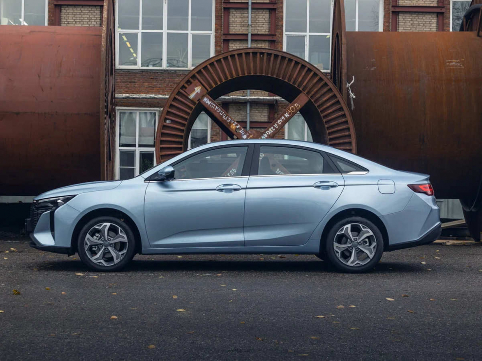 ���� LIVAN S6PRO