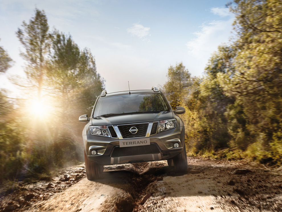 ���� Nissan Terrano