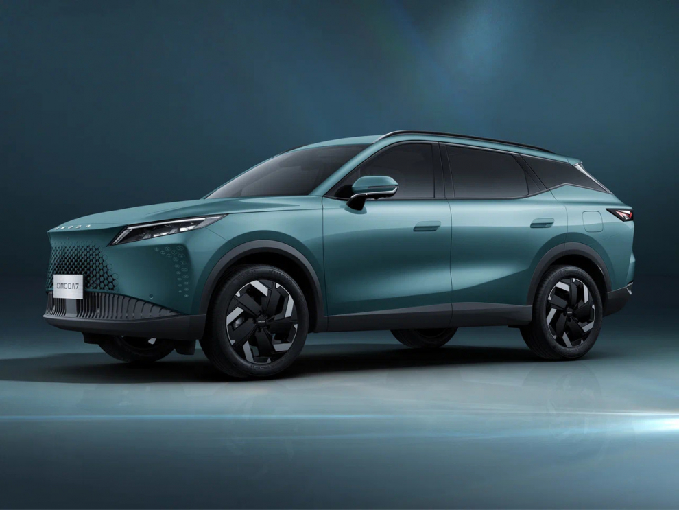 ���� OMODA C7