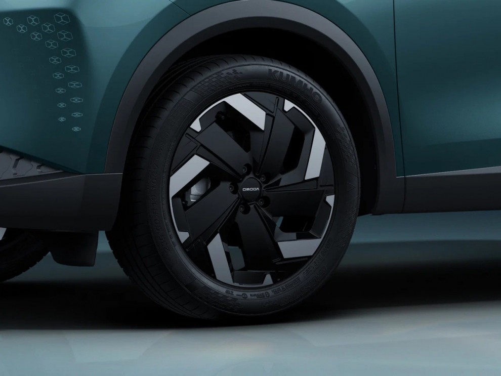 ���� OMODA C7