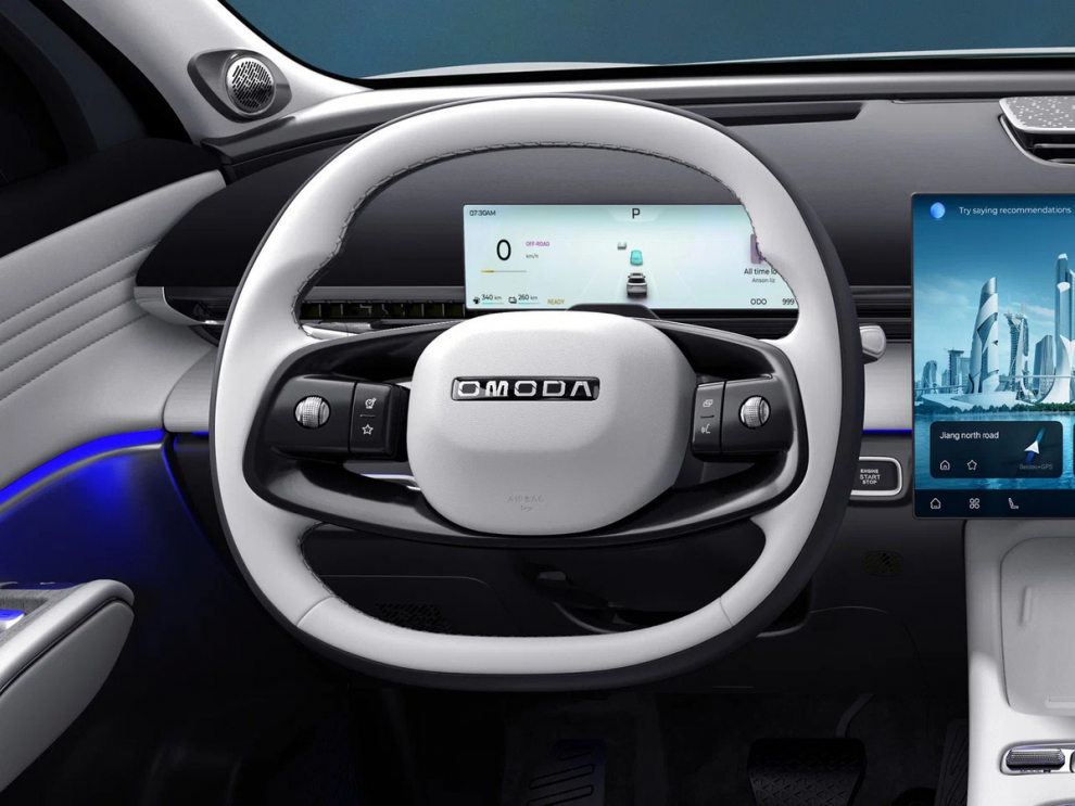 ���� OMODA C7