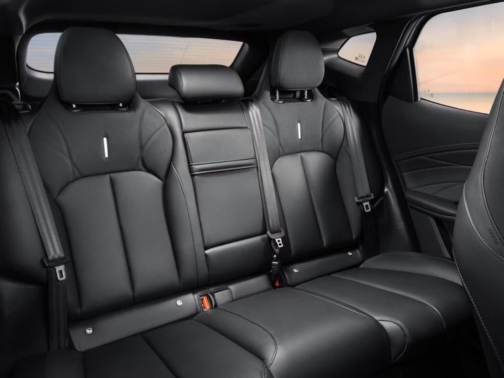 ���� OMODA C7