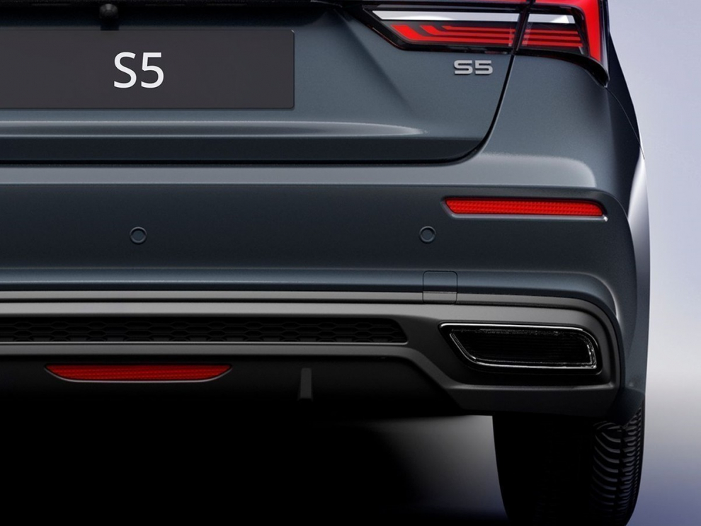 ���� OMODA S5