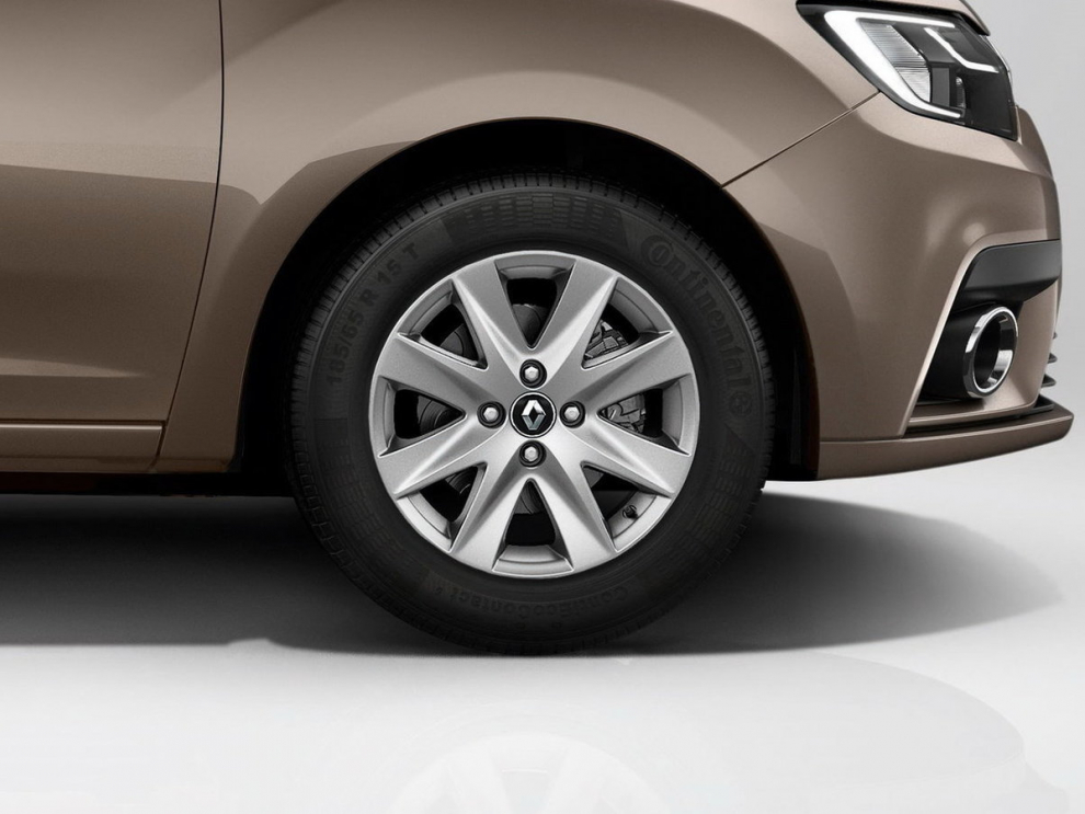  Renault Logan