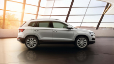   Skoda Karoq / 