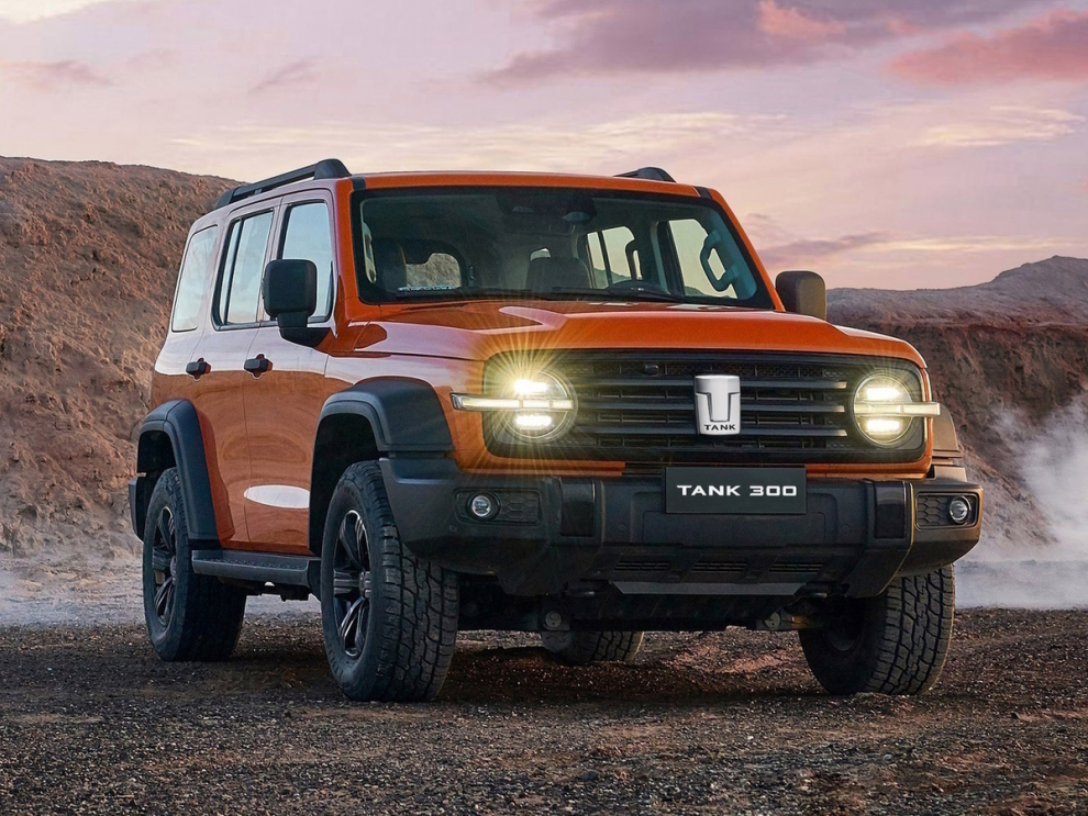 ���� TANK 300