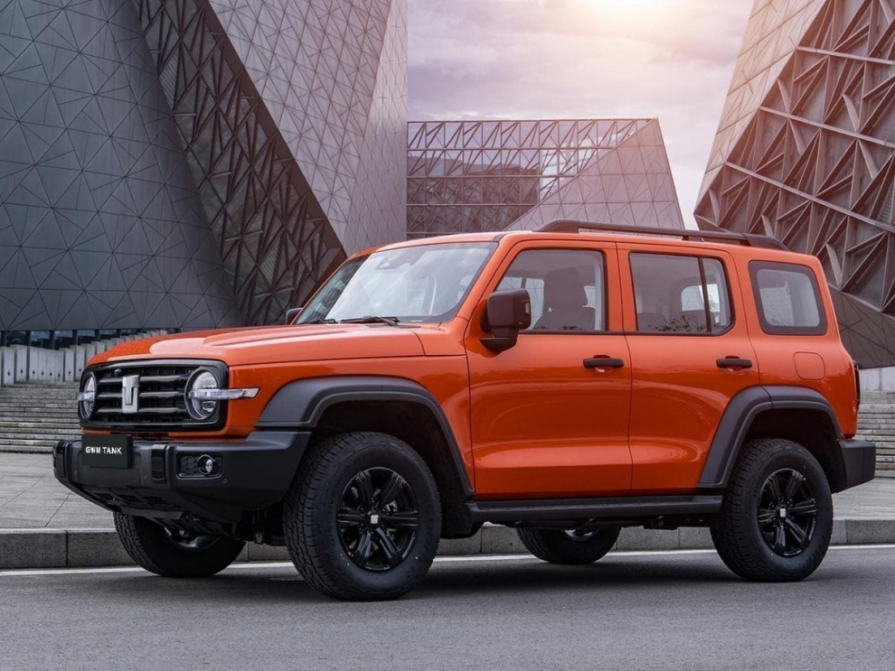 ���� TANK 300