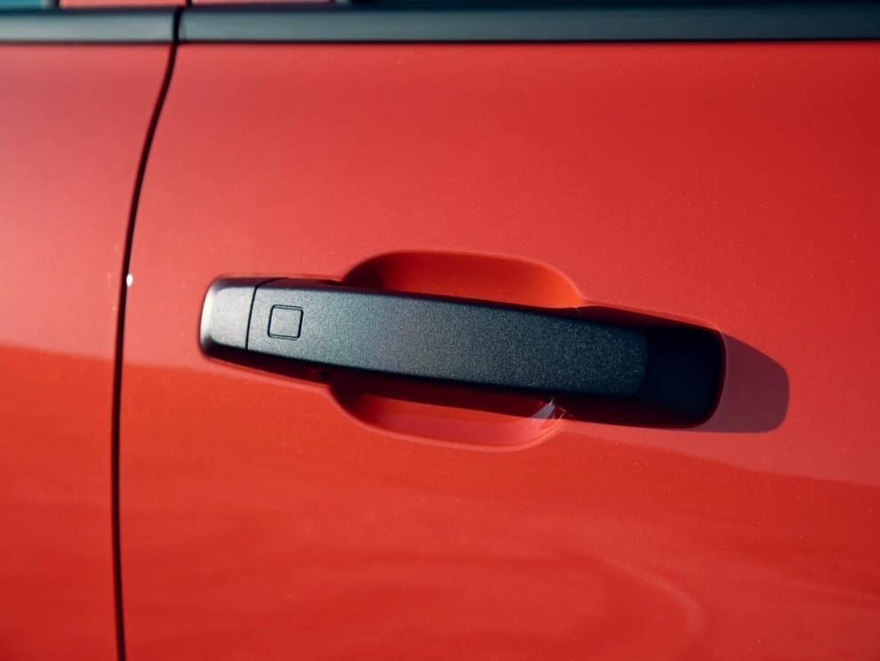 ���� TANK 300