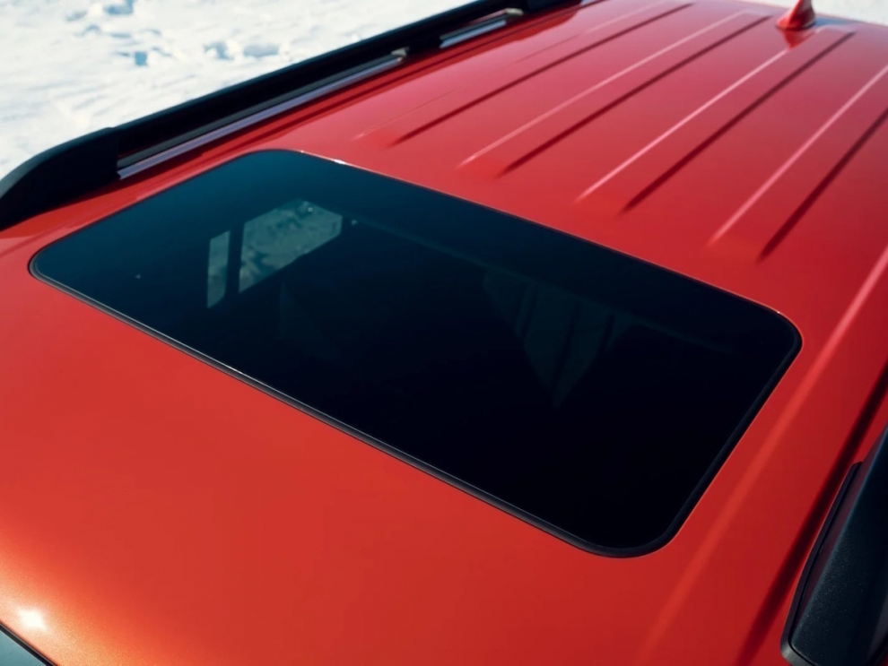 ���� TANK 300