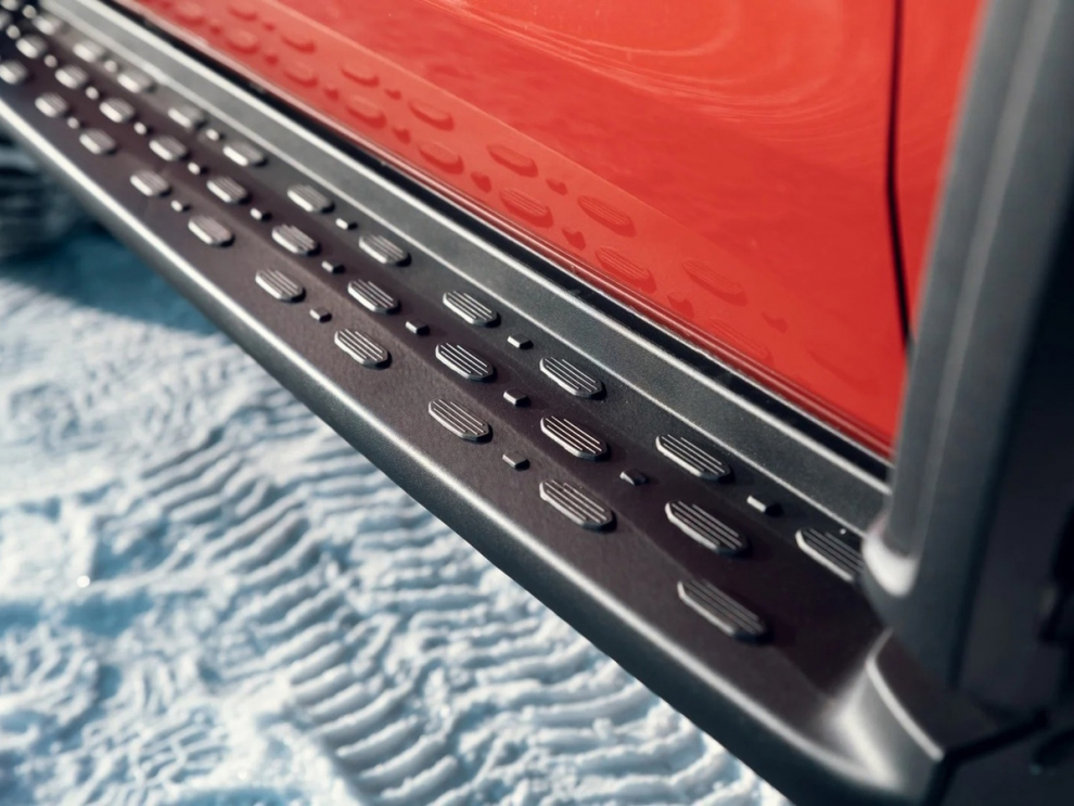 ���� TANK 300