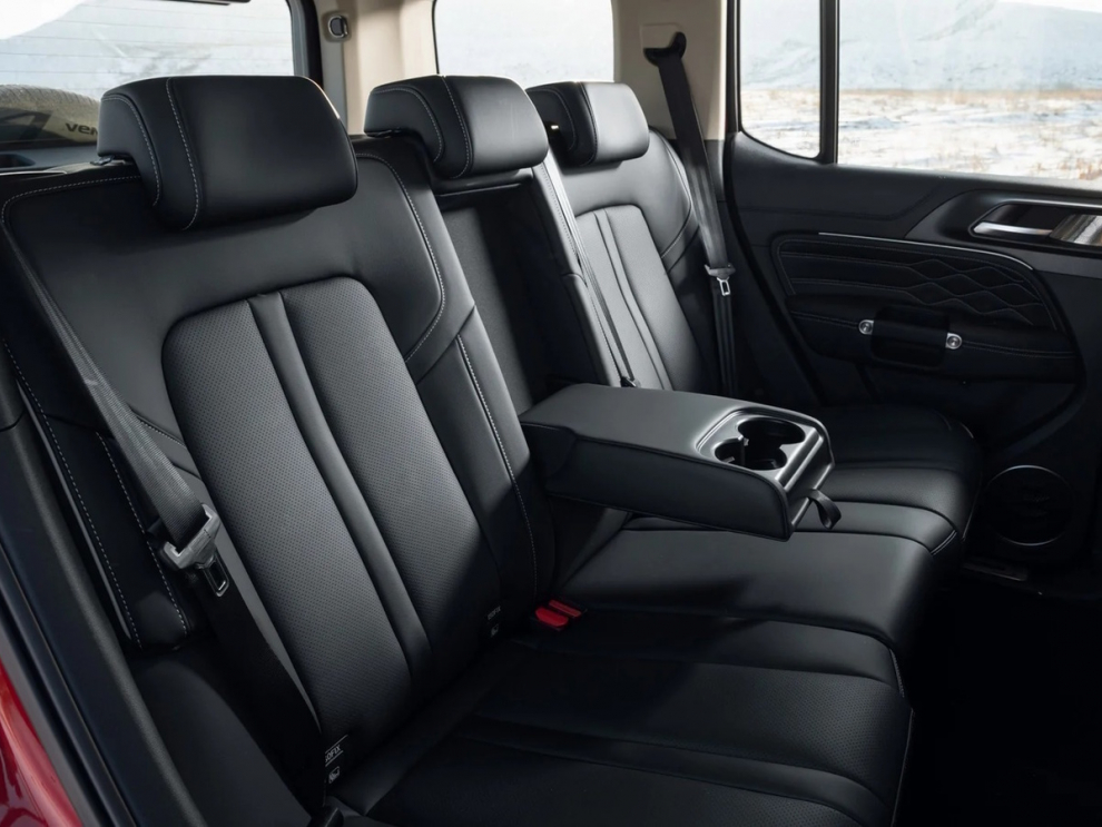 ���� TANK 300