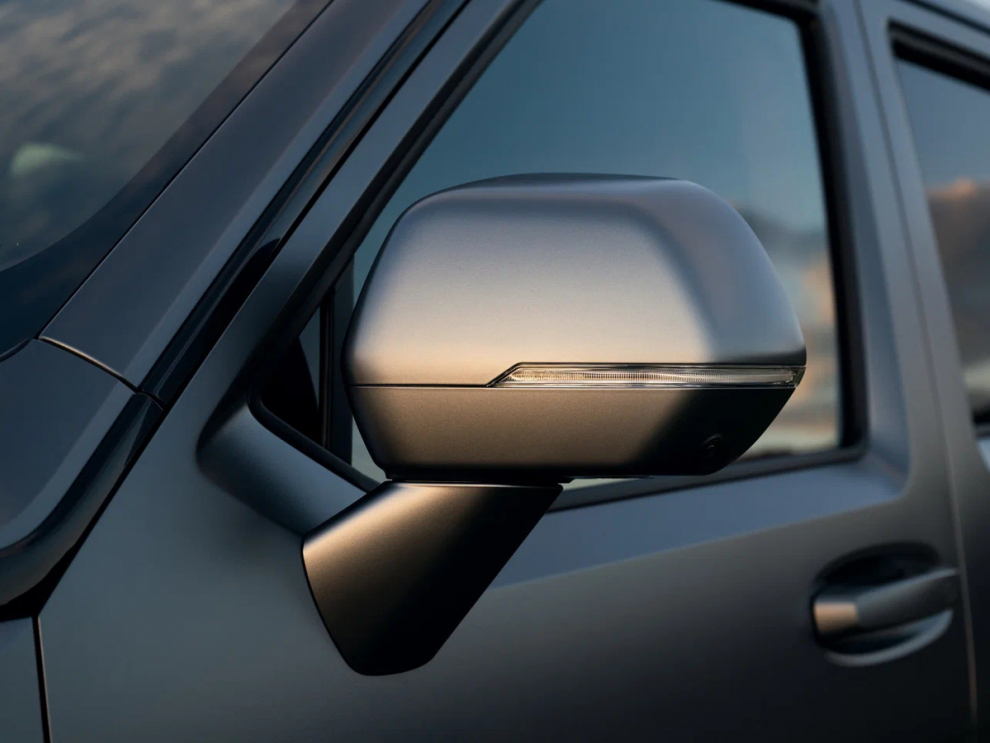 ���� TANK 700