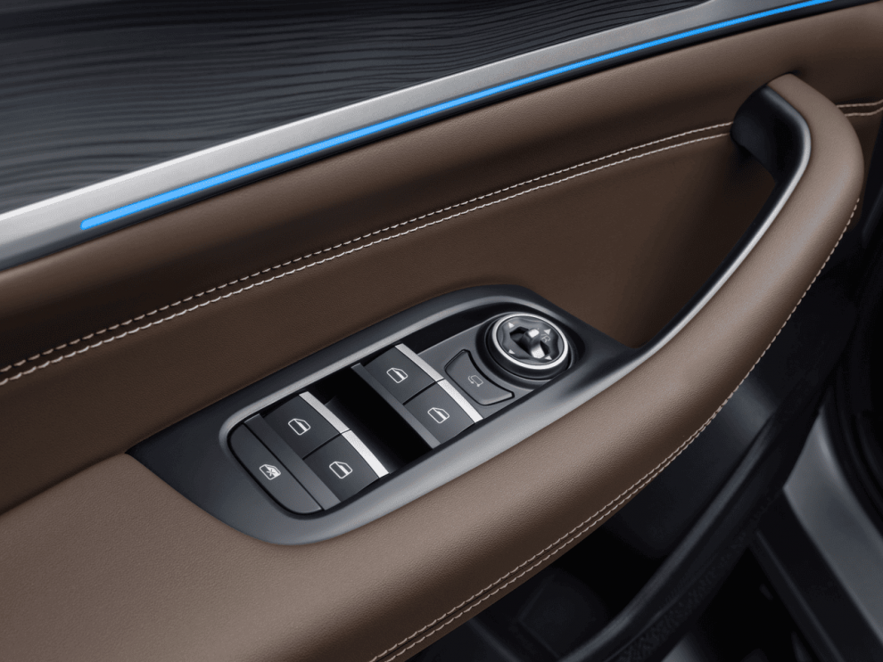 ���� XCITE X-Cross 8