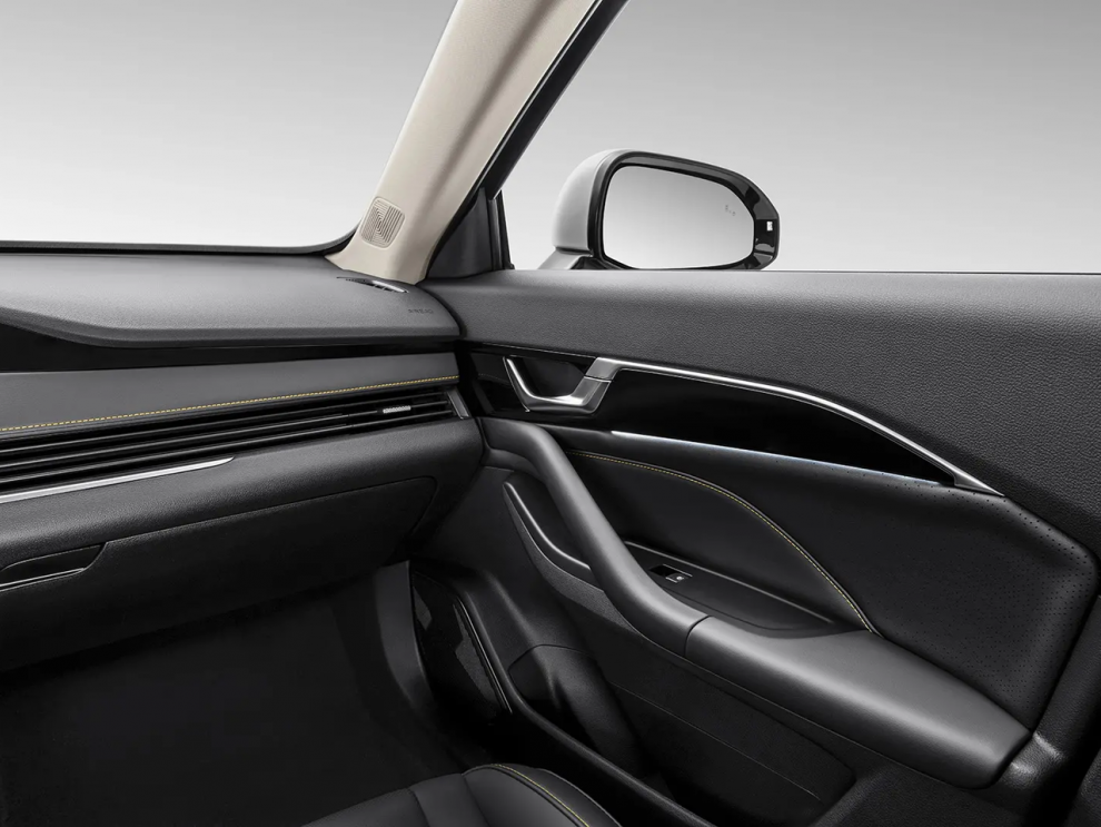 ���� FAW Bestune B70 New