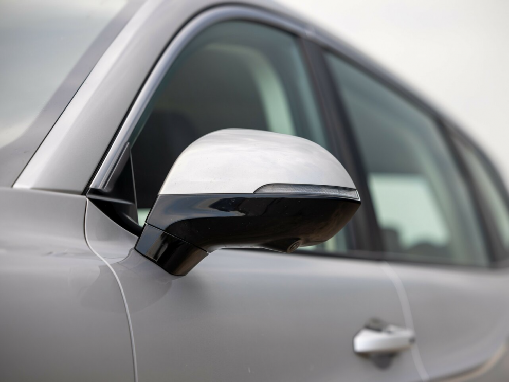 ���� FAW Bestune T90