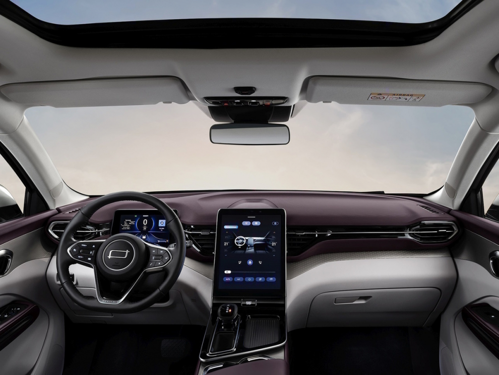 ���� FAW Bestune T90