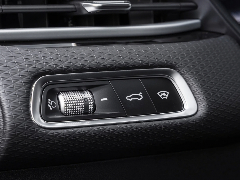 ���� Belgee S50