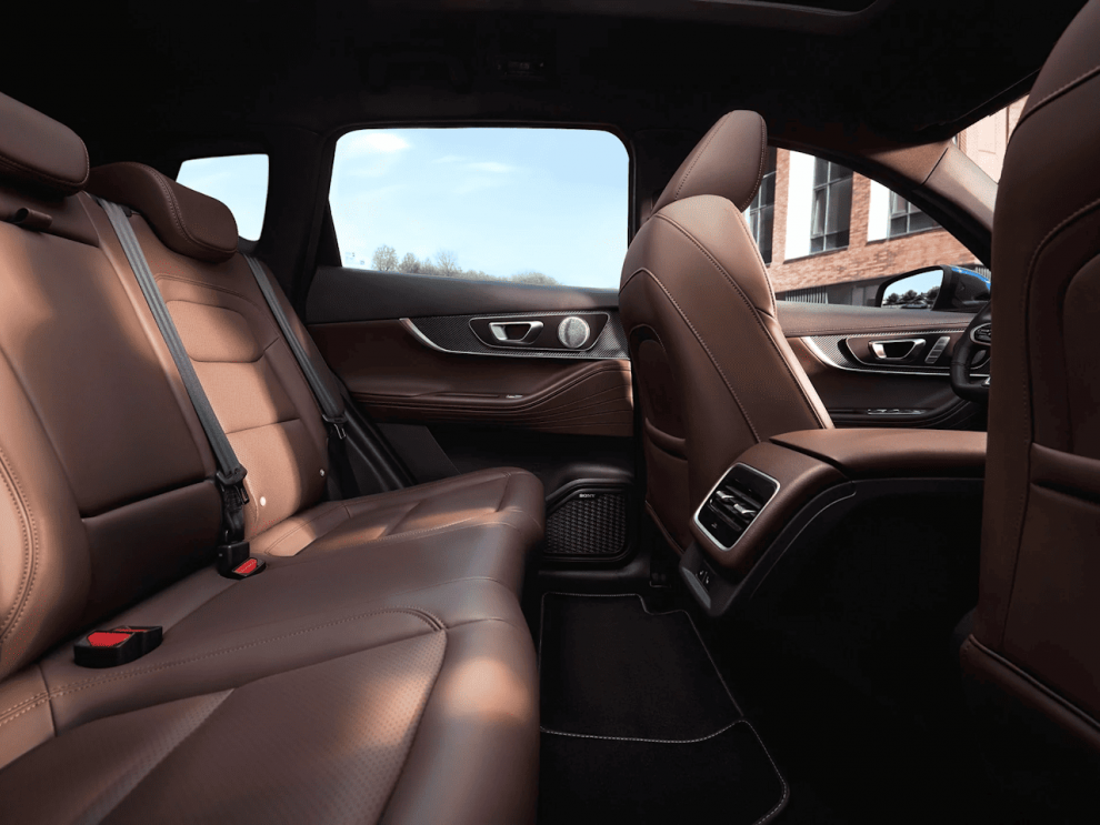 ���� TENET T7